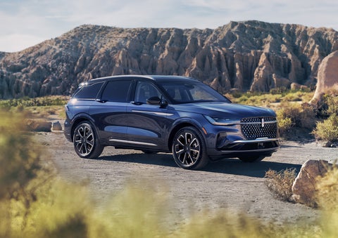A 2024 Lincoln Nautilus® SUV is parked in a desert national park. | Eby Lincoln in Goshen IN