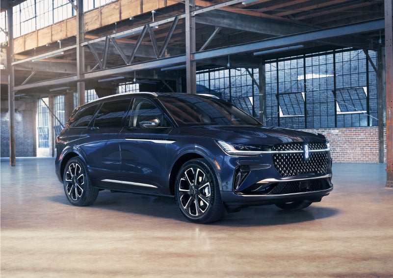 A 2024 Lincoln Nautilus® SUV is parked in an industrial space. | Eby Lincoln in Goshen IN