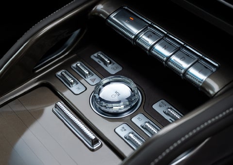 A crystal-inspired volume knob is shown in the center floor console of a 2024 Lincoln Nautilus® SUV. | Eby Lincoln in Goshen IN